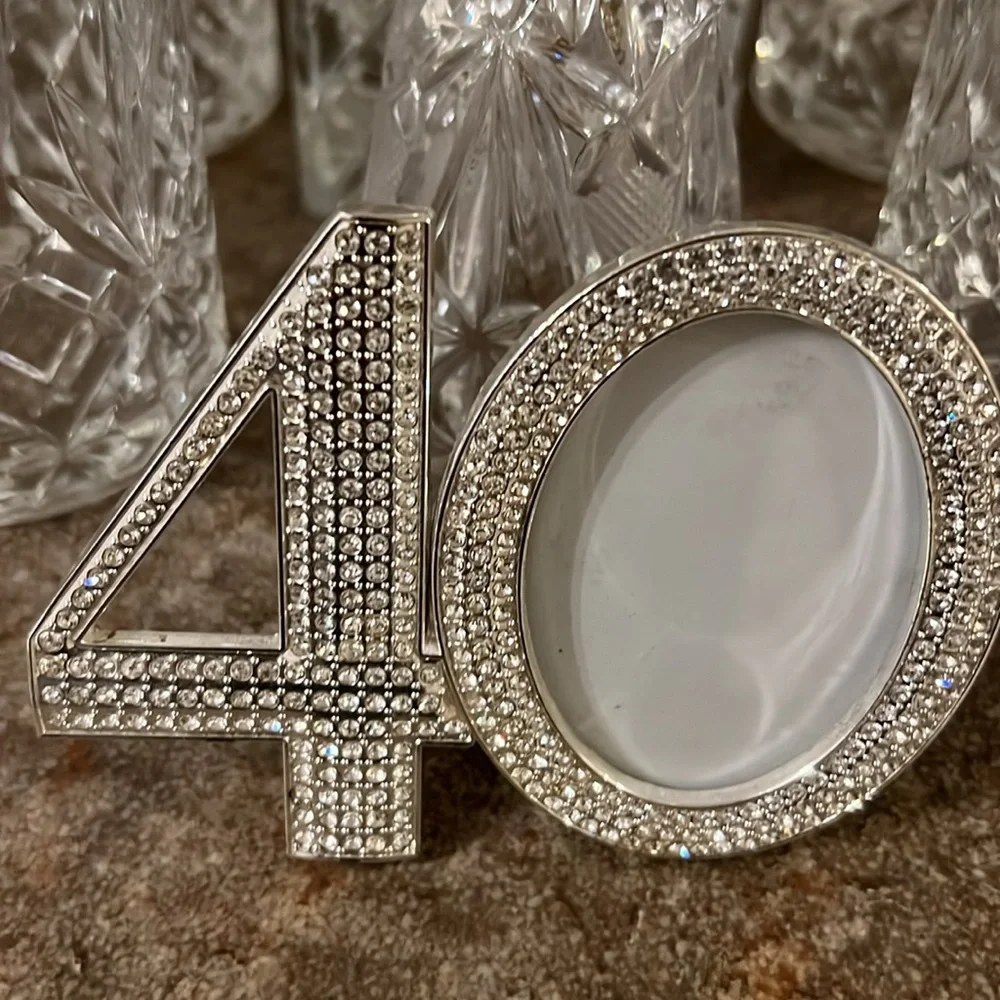 NWOT “40” Rhinestone Picture Frame